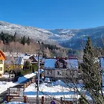 Elbrus Czyrna Wypożyczalnia Rowerów E-bike Czyrna Szkoła Narciarska&wypożyczalnia Serwis *