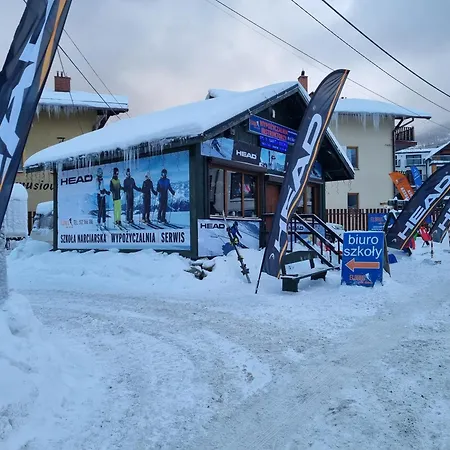 Elbrus Czyrna Wypozyczalnia Rowerow E-bike Czyrna Szkola Narciarska & Wypozyczalnia Serwis Daire