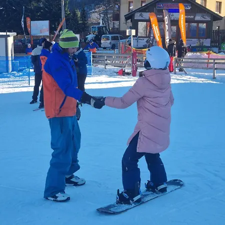 Elbrus Czyrna Wypozyczalnia Rowerow E-bike Czyrna Szkola Narciarska & Wypozyczalnia Serwis