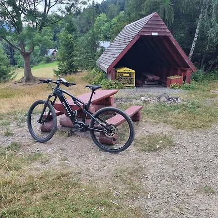公寓 Elbrus Czyrna Wypozyczalnia Rowerow E-bike Czyrna Szkola Narciarska & Wypozyczalnia Serwis *